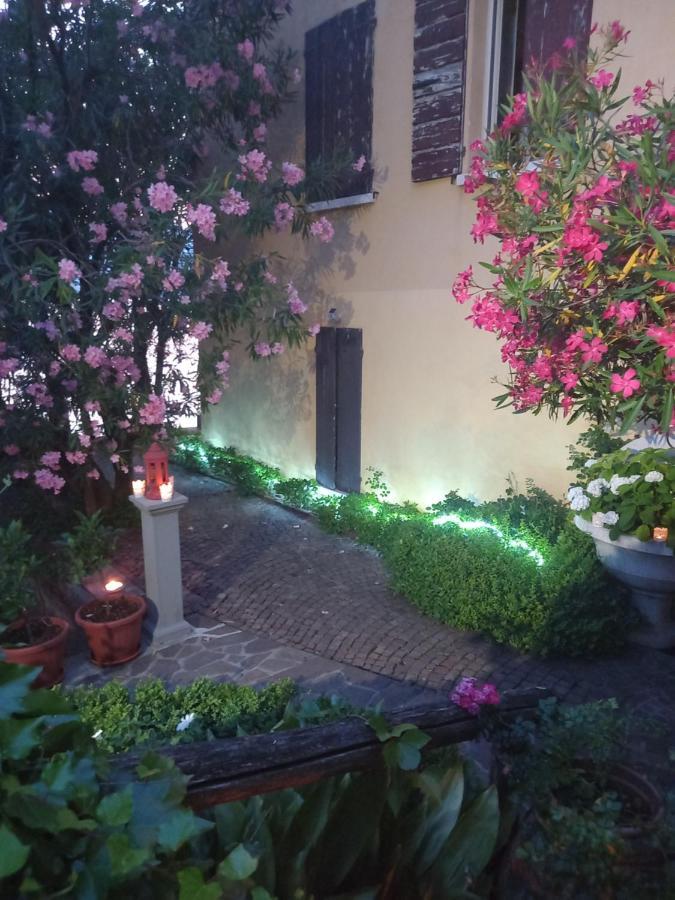 L'Oleandro Sul Lago D'Iseo B&B Sulzano Zewnętrze zdjęcie